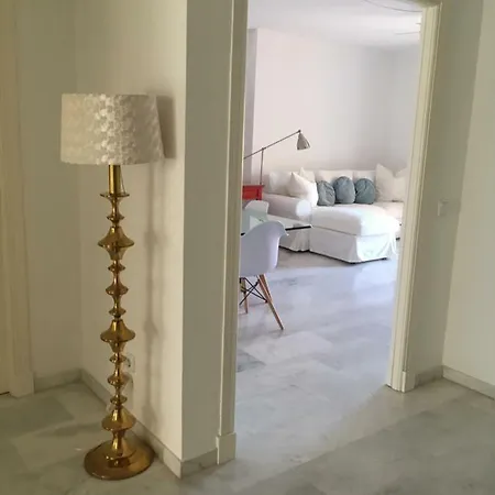Apartamento Victoria Clasico - Puerto Deportivo شقة إِستيبونا