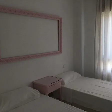 Apartamento Victoria Clasico - Puerto Deportivo شقة